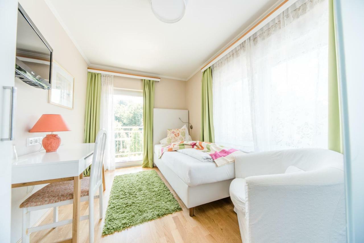 Hotel St. Hubertushof Bad Gleichenberg Buitenkant foto